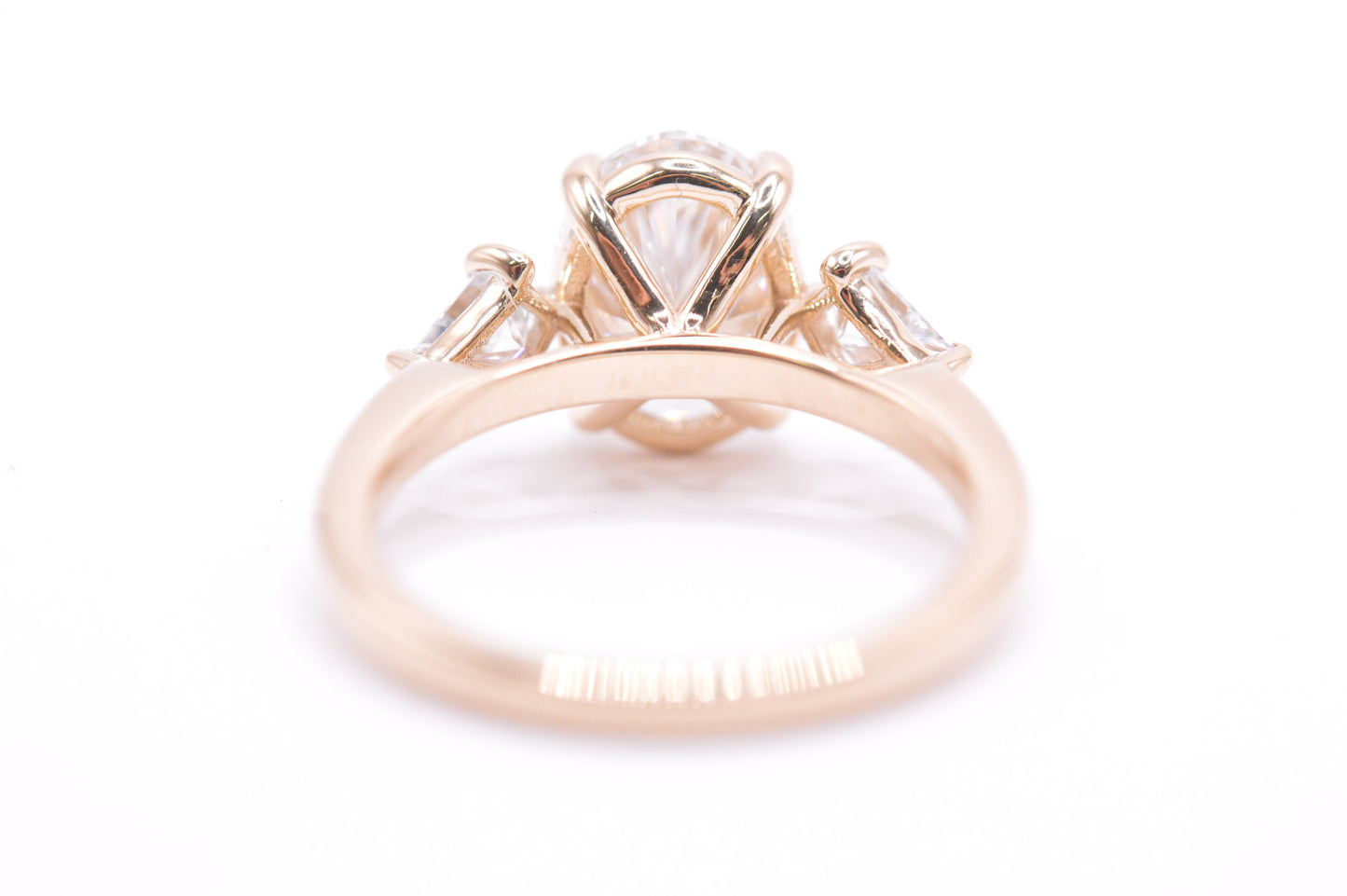 3ct oval lab diamond center igi certified f color vs1 .45ct kite shaope side stones 14k yellow gold