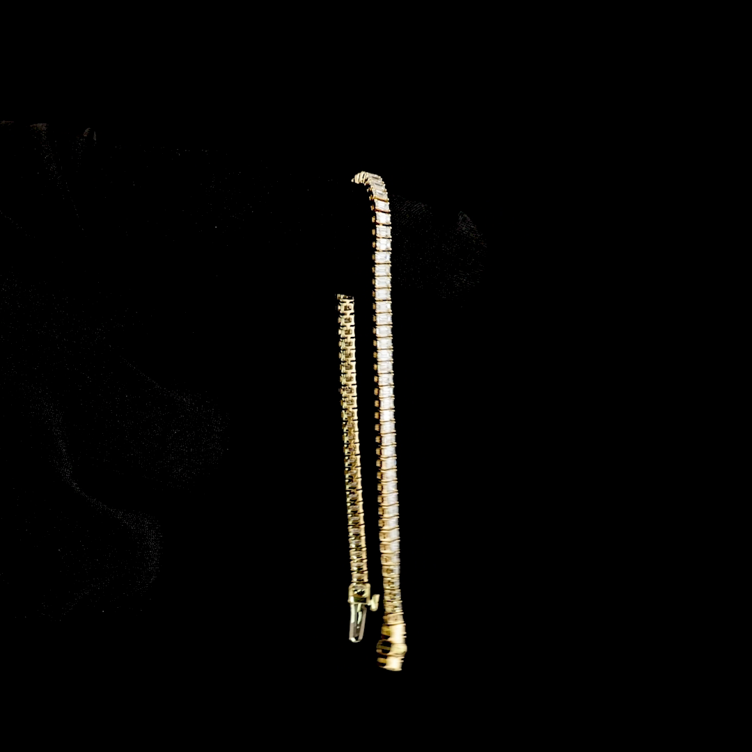 3.88 CTTW Emerald Lab Diamond Tennis Bracelet (E Color and VS Clarity)