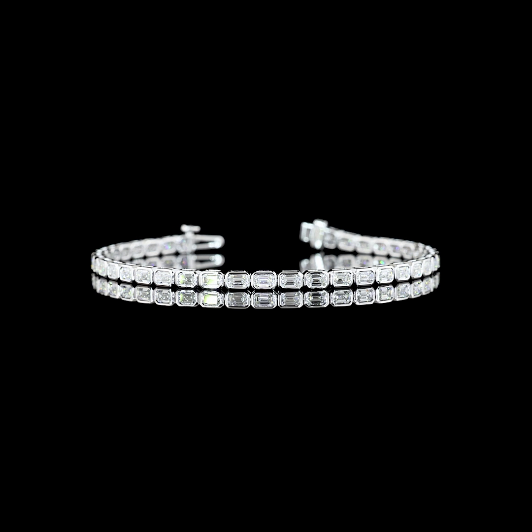 3.70 CTTW Emerald Lab Diamond Tennis Bracelet (E Color and VS Clarity)