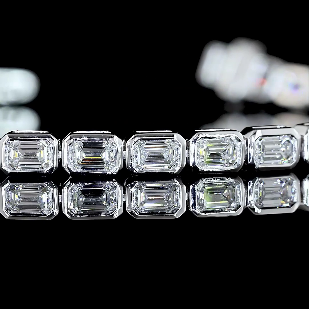 3.70 CTTW Emerald Lab Diamond Tennis Bracelet (E Color and VS Clarity)