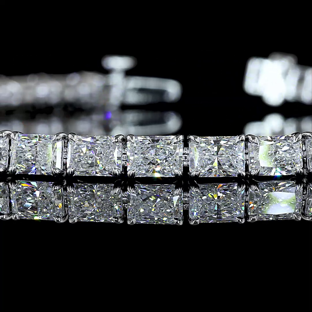 10.13 CTTW Radiant Lab Diamond Tennis Bracelet (E Color and VS Clarity)