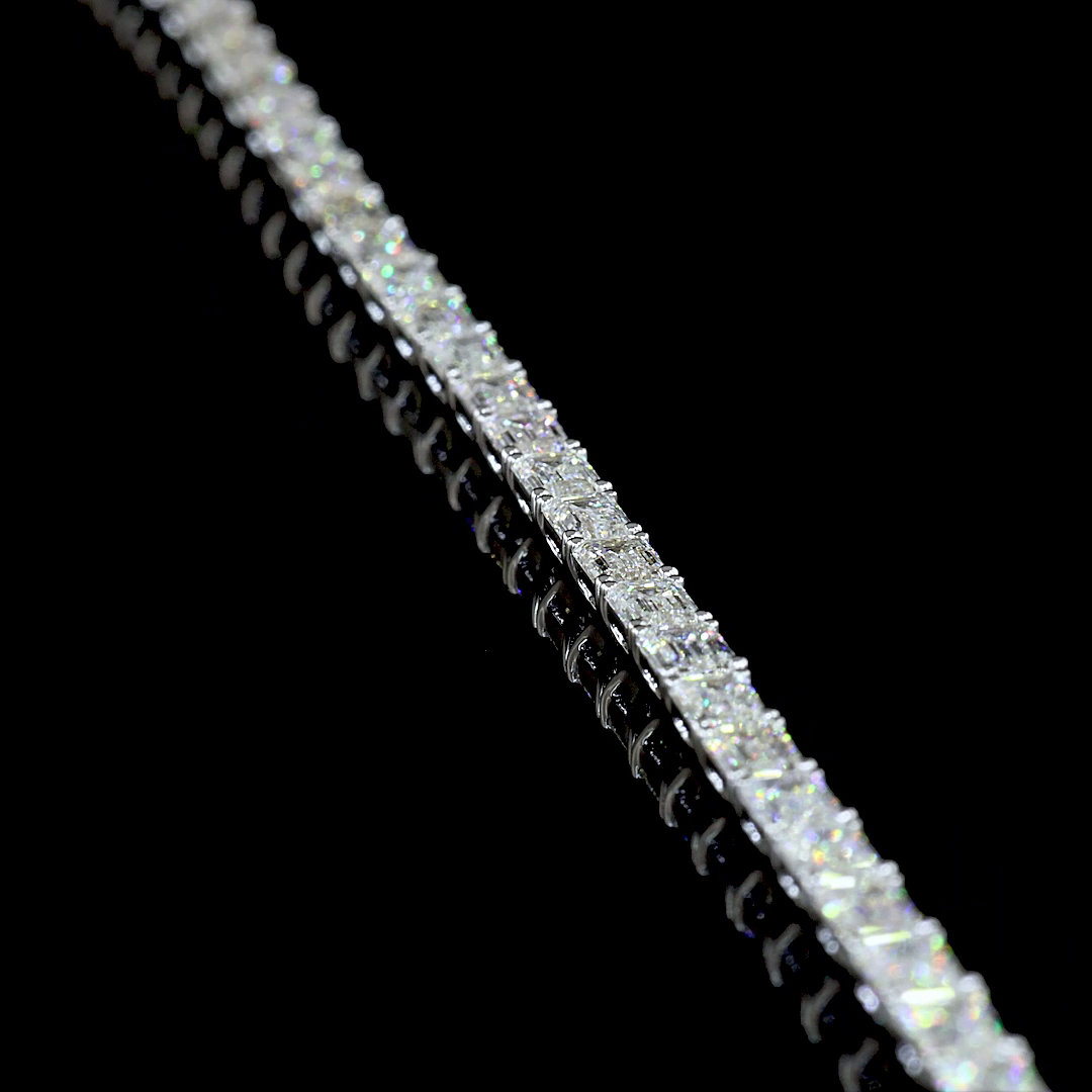 7.03 CTTW Emerald Lab Diamond Tennis Bracelet (D Color and VS1 Clarity)
