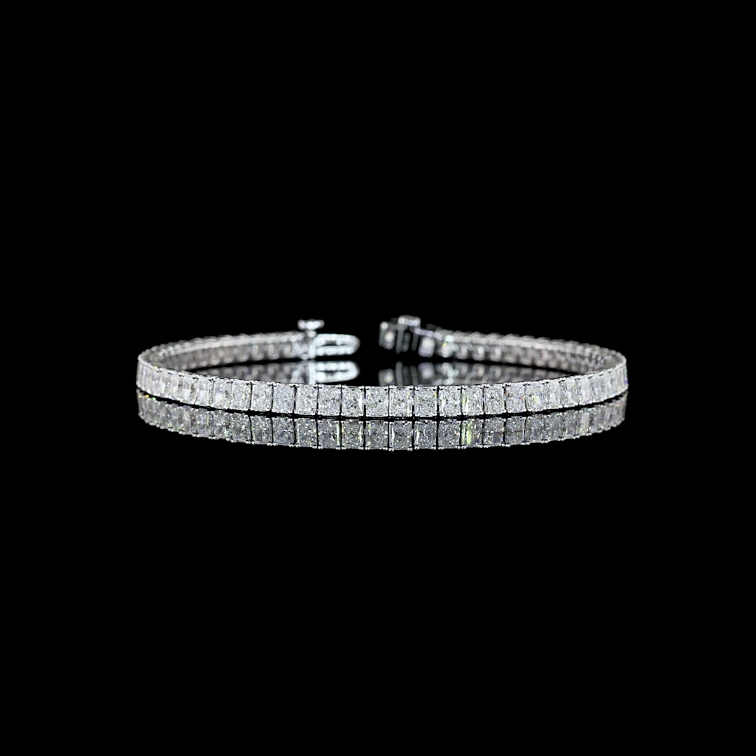 8.00 CTTW Radiant Lab Diamond Tennis Bracelet (E Color and VS Clarity)