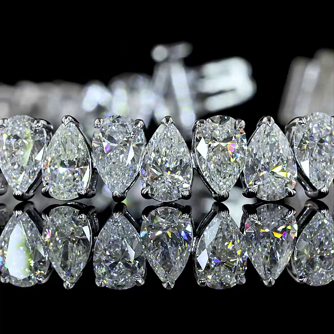 15.18 CTTW Pear Lab Diamond Tennis Bracelet (E Color and VS2 Clarity)