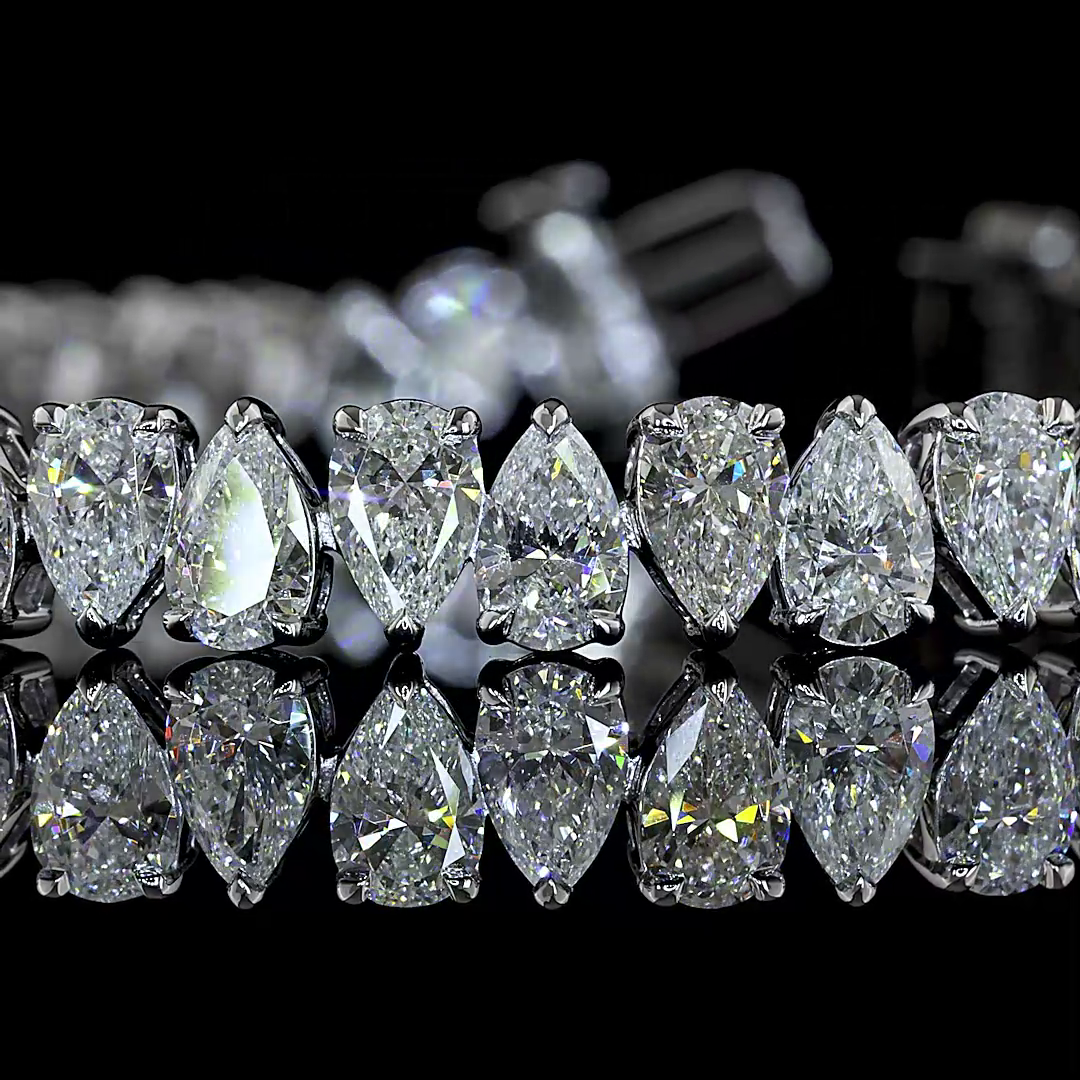 12.54 CTTW Pear Lab Diamond Tennis Bracelet (E Color and VS1 Clarity)