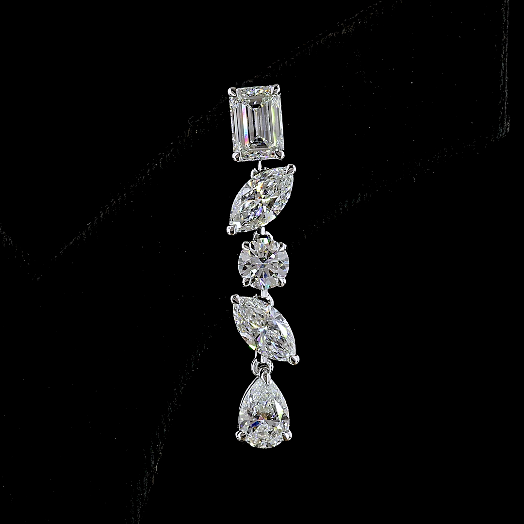 7.45 CTTW MIX Lab Diamond Hanging Earring (Fancy Vivid Green Color and VS1 Clarity)