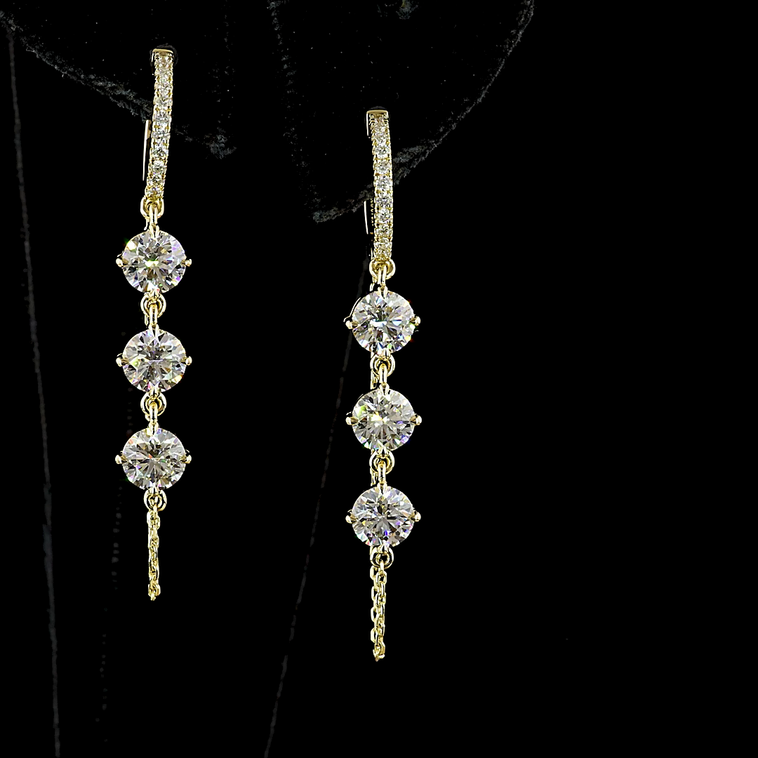 3.24 CTTW Round Natural Diamond Hanging Earring Size 29.6 (H Color and SI Clarity)