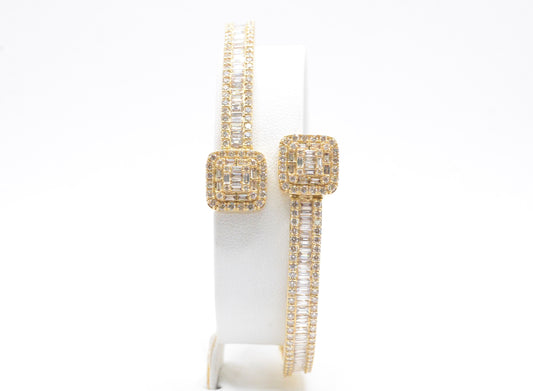 7.5" 4.75 cttw Baguette Diamond Cuff Bracelet 14K Yellow Gold