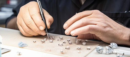What does the "mm" measurement mean for size in descriptions?