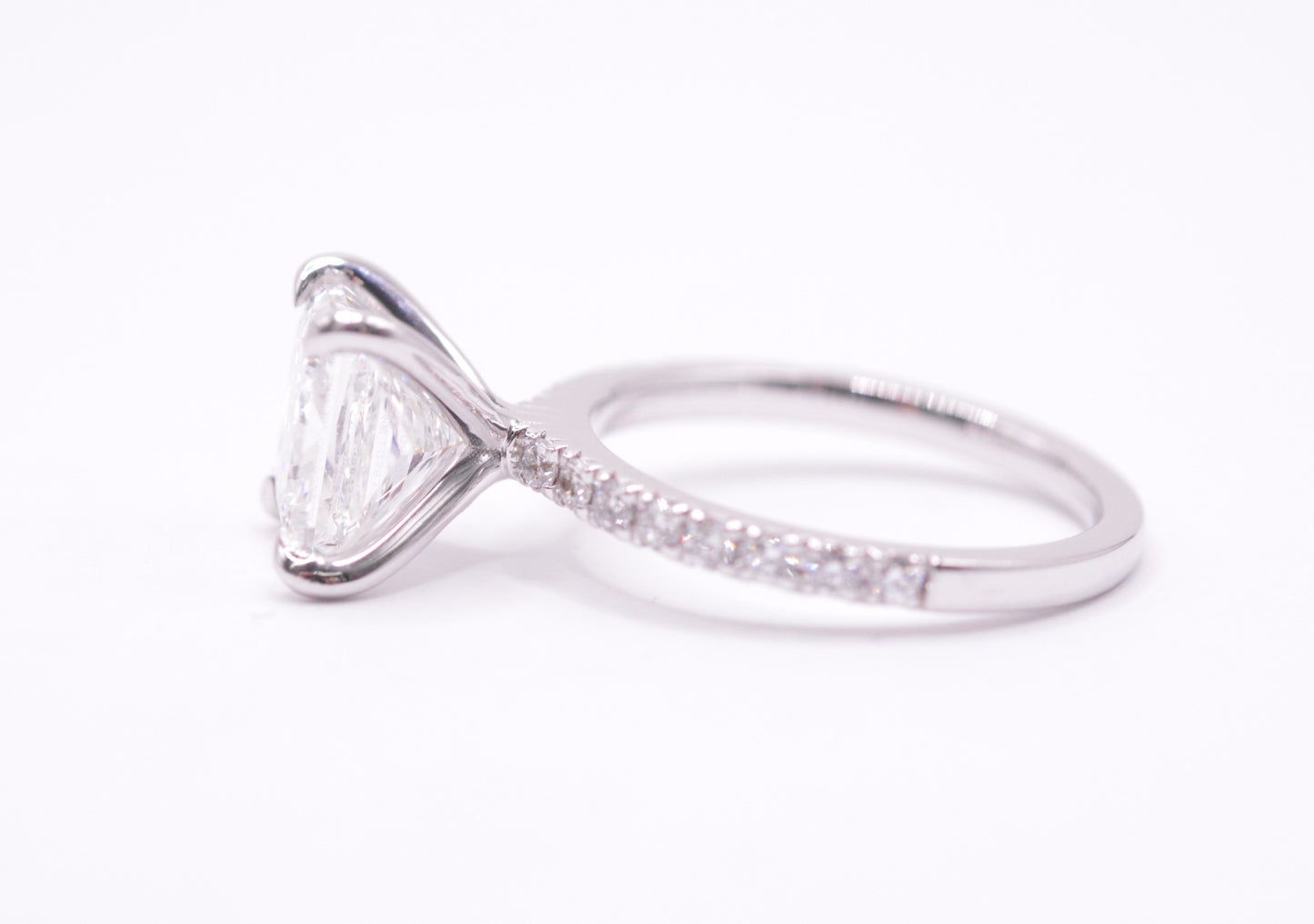 3ct princess lab diamond igi certified f color vs1 14k diamond setting.