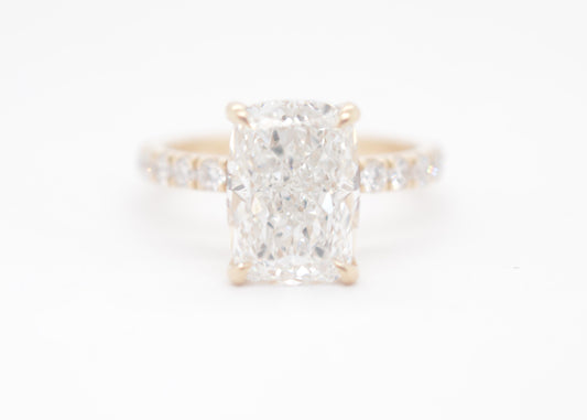 4ct cushion cut lab diamond igi certified diamond setting with accented under halo 14k yellow gold.