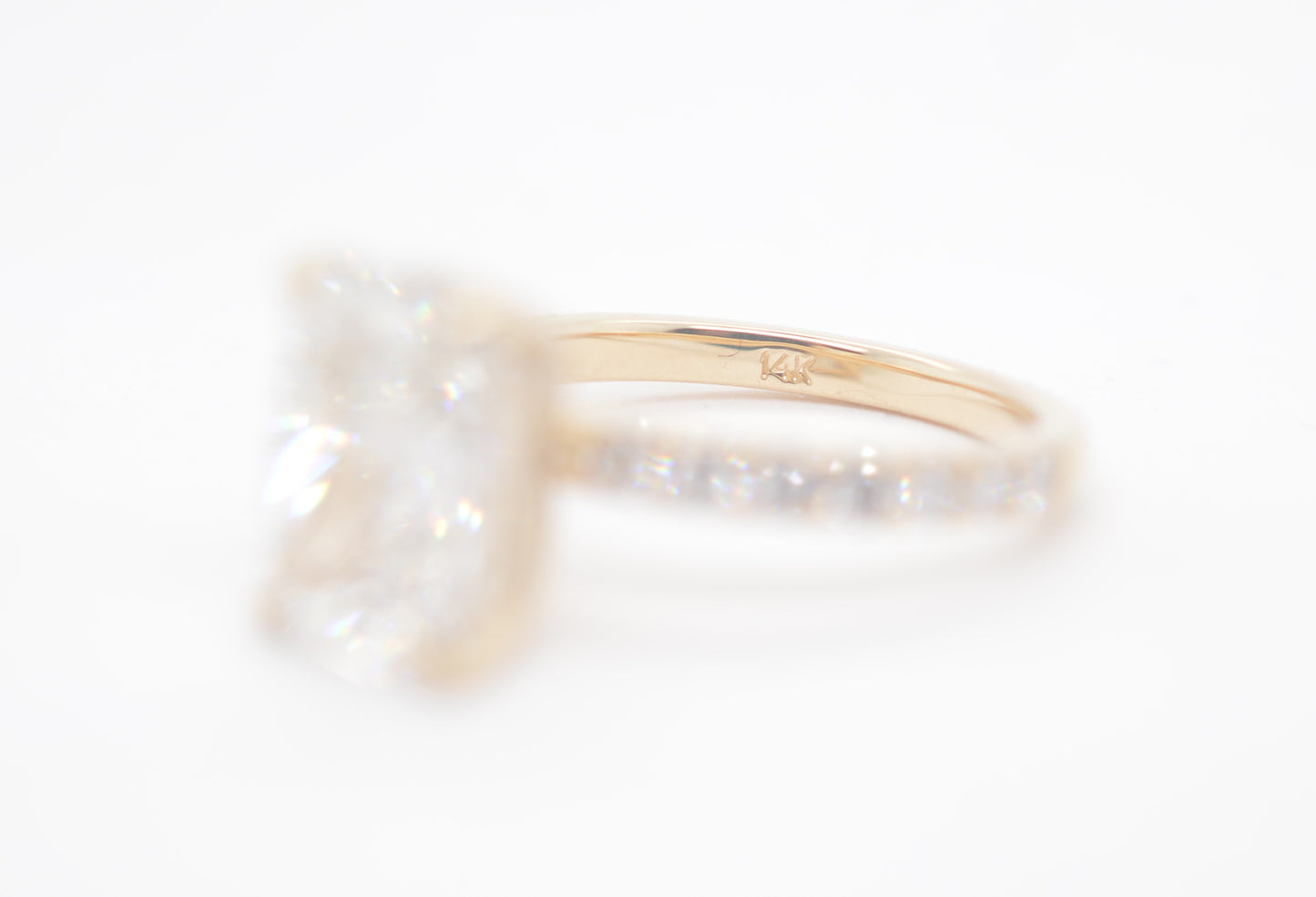 4ct cushion cut lab diamond igi certified diamond setting with accented under halo 14k yellow gold.