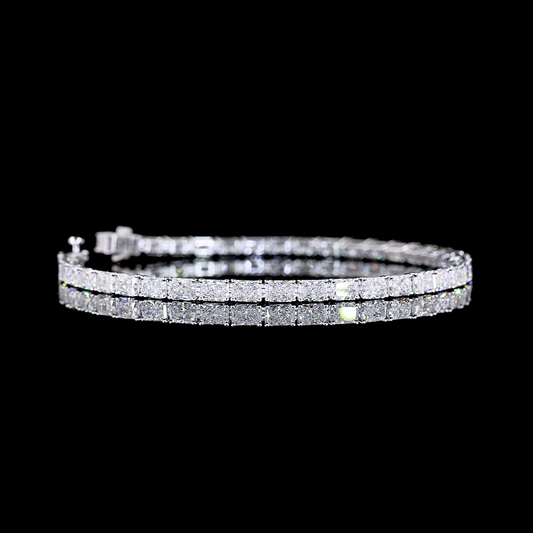 8.15 CTTW Radiant Lab Diamond Tennis Bracelet (E Color and VS Clarity)