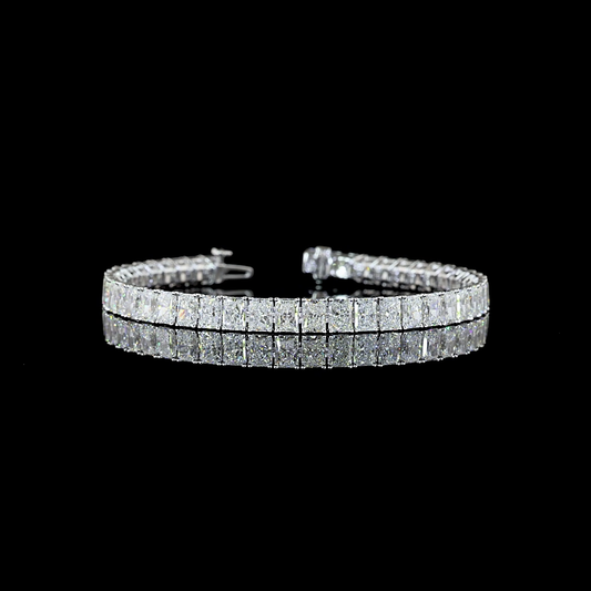 16.28 CTTW Radiant Lab Diamond Tennis Bracelet (E Color and VS2 Clarity)