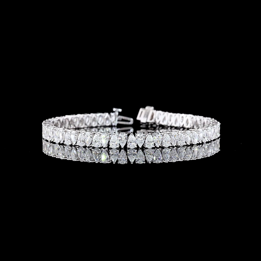 10.16 CTTW Pear Lab Diamond Tennis Bracelet (E Color and VS Clarity)