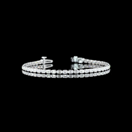 2.42 CTTW Emerald Lab Diamond Tennis Bracelet (E Color and VS Clarity)
