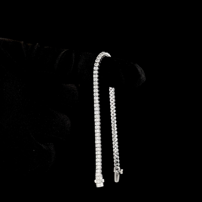 4.02 CTTW Oval Lab Diamond Tennis Bracelet (E Color and VS Clarity)