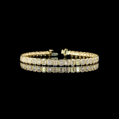 8.18 CTTW Emerald Lab Diamond Tennis Bracelet (E Color and VVS2 Clarity)