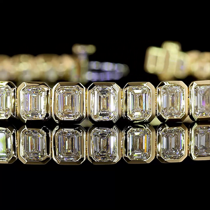 8.18 CTTW Emerald Lab Diamond Tennis Bracelet (E Color and VVS2 Clarity)