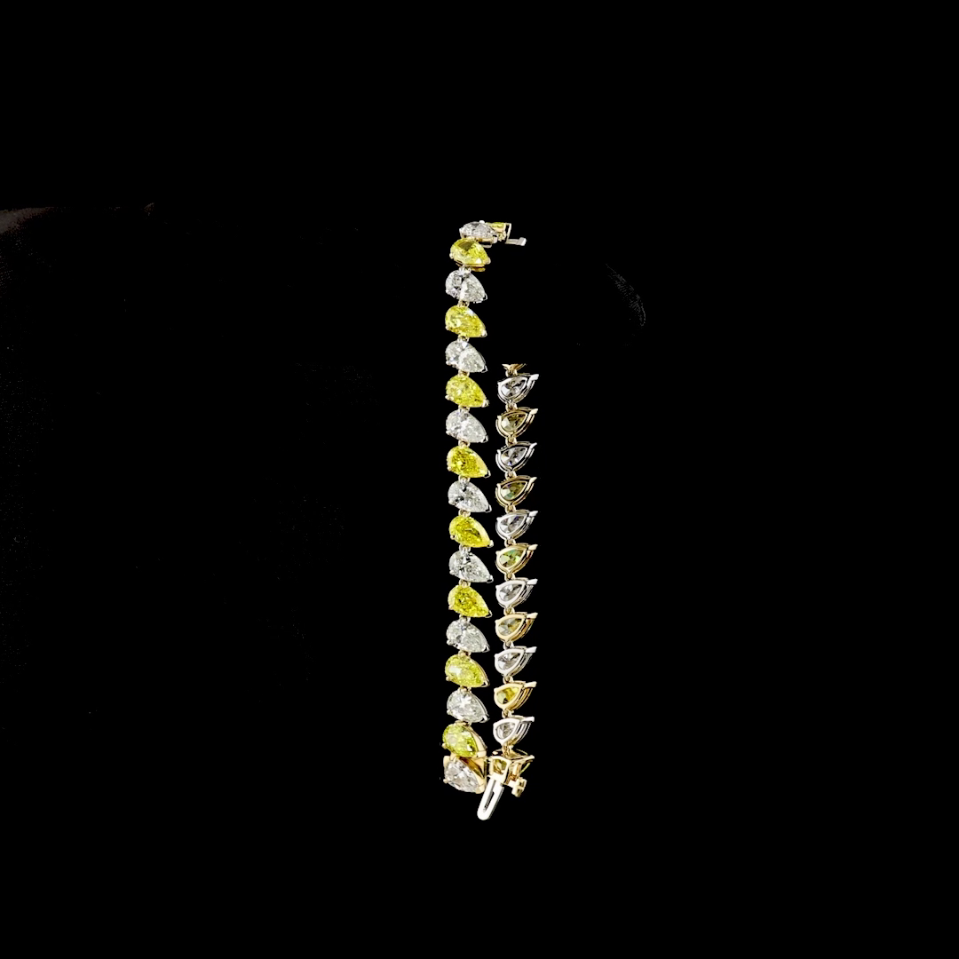 17.27 CTTW Pear Lab Grown Diamond Tennis Bracelet 7" (E Color and VS2 Clarity)