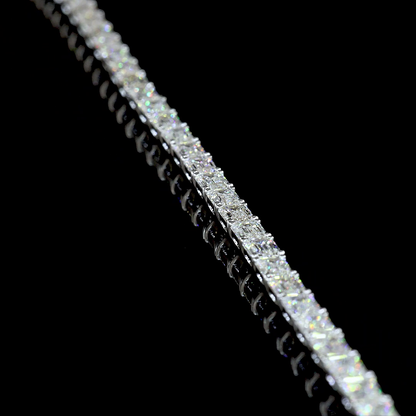 7.03 CTTW Emerald Lab Diamond Tennis Bracelet (D Color and VS1 Clarity)