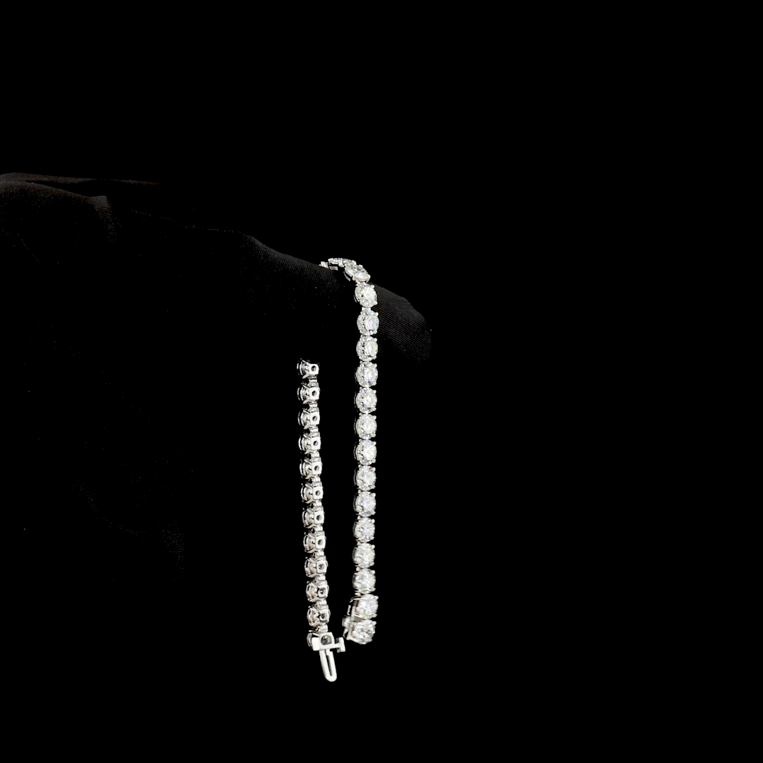 15.61 CTTW Round Lab Diamond Tennis Bracelet (E Color and VS1 Clarity)
