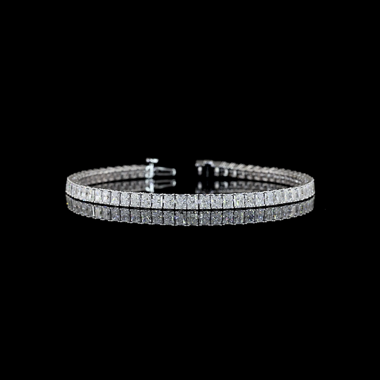 7.27 CTTW Radiant Lab Diamond Tennis Bracelet (E Color and VS Clarity)