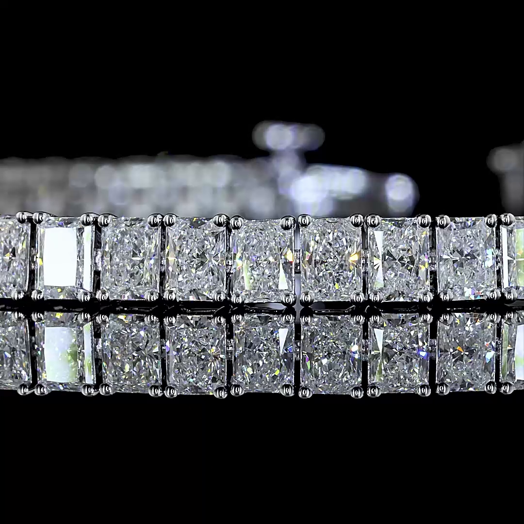 7.27 CTTW Radiant Lab Diamond Tennis Bracelet (E Color and VS Clarity)