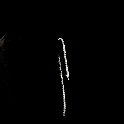 5.18 CTTW Round Lab Diamond Tennis Bracelet (G Color and VS2 Clarity)