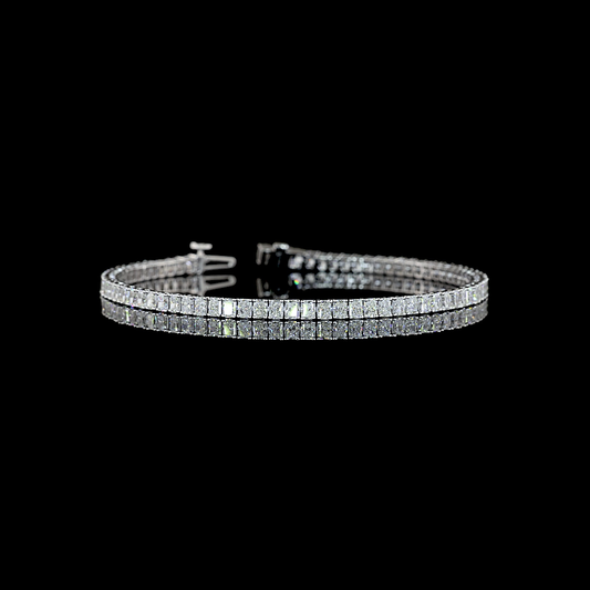 5.12 CTTW Radiant Lab Diamond Tennis Bracelet (E Color and VS1 Clarity)