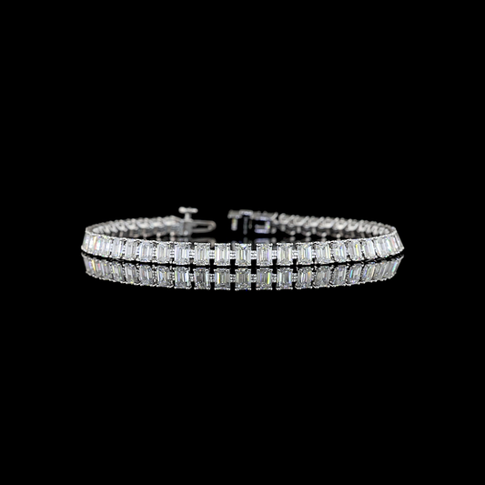 8.57 CTTW Emerald Lab Diamond Tennis Bracelet (E Color and VS2 Clarity)
