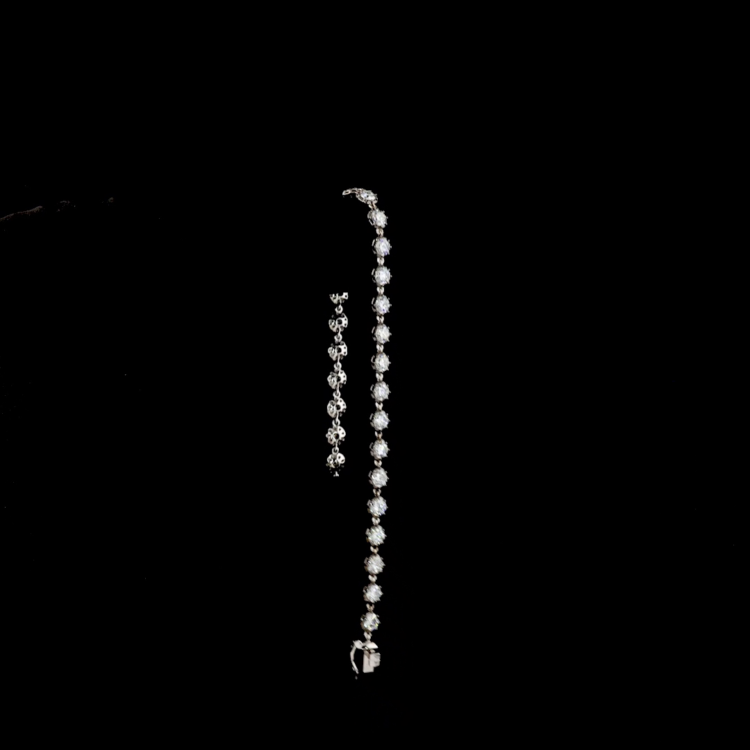 4.00 CTTW Round Lab Diamond Station Bracelet (E Color and VS Clarity)