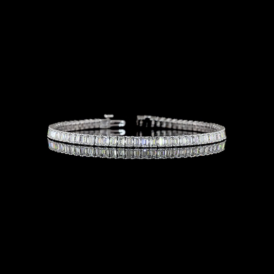 7.63 CTTW Emerald Lab Diamond Tennis Bracelet (E Color and VS Clarity)