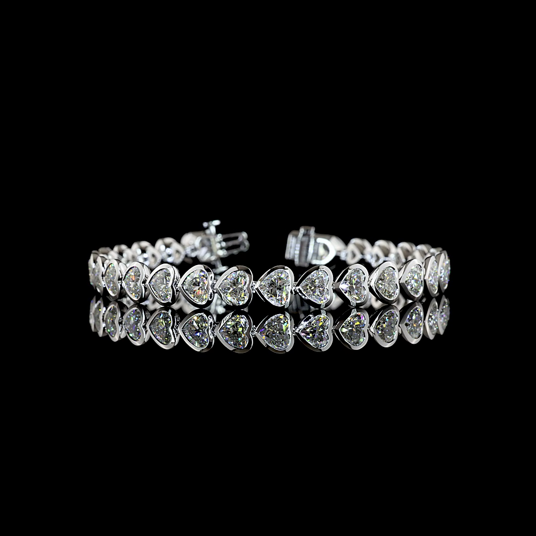 15.91 CTTW Heart Lab Diamond Tennis Bracelet (E Color and VS Clarity)