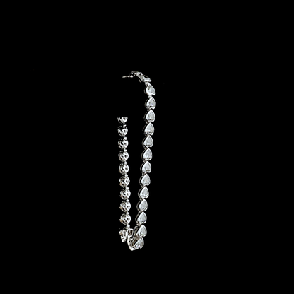 15.91 CTTW Heart Lab Diamond Tennis Bracelet (E Color and VS Clarity)