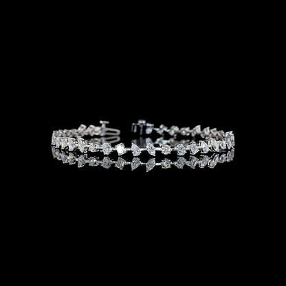 3.89 CTTW Emerald Lab Diamond Station Bracelet (E Color and VS Clarity)