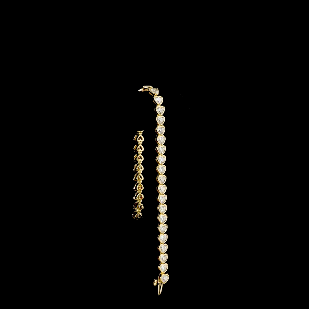 9.08 CTTW Heart Lab Diamond Tennis Bracelet (E Color and VS1 Clarity)