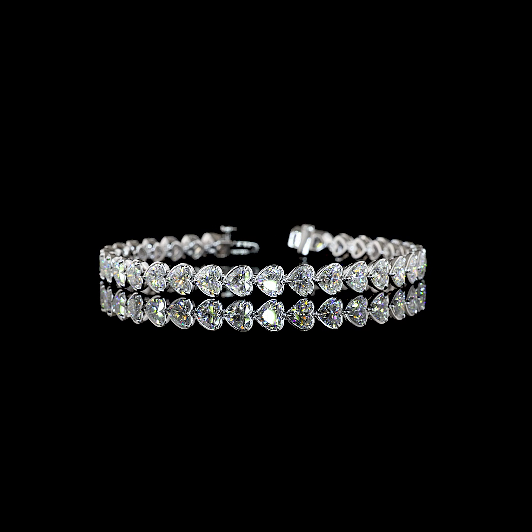 12.14 CTTW Heart Lab Diamond Tennis Bracelet (E Color and VS1 Clarity)