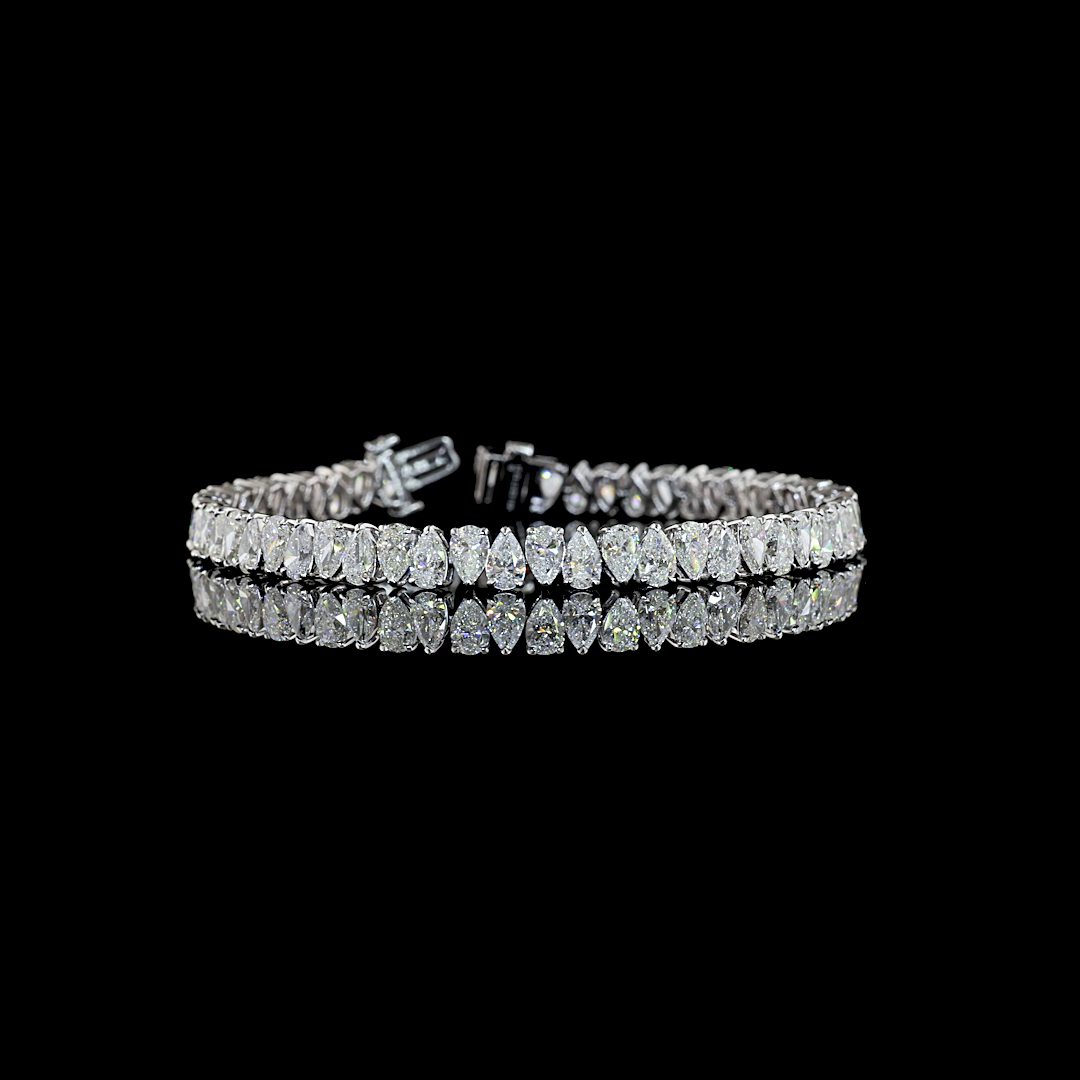 12.54 CTTW Pear Lab Diamond Tennis Bracelet (E Color and VS1 Clarity)