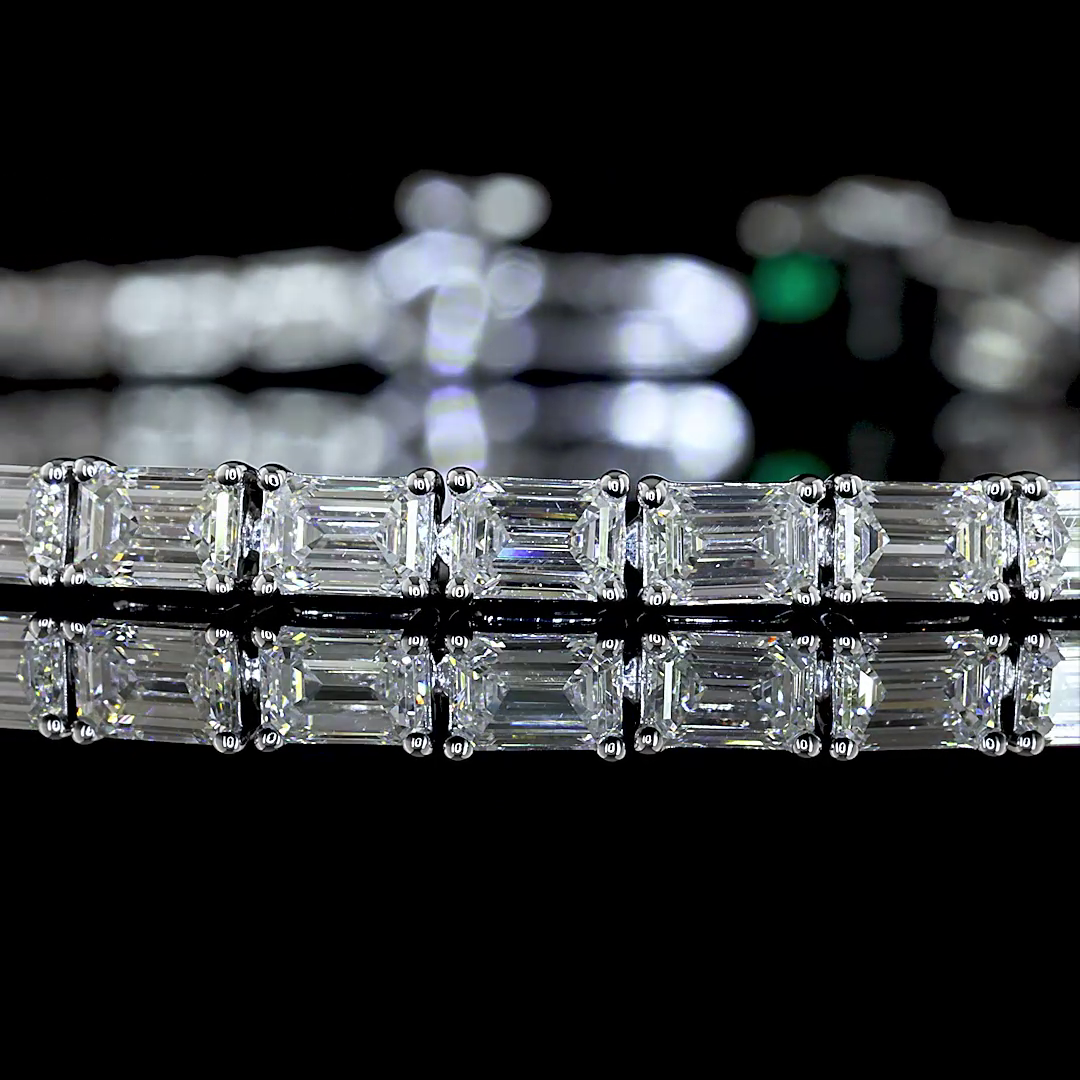 5.22 CTTW Emerald Lab Diamond Tennis Bracelet (G-H Color and VS-SI Clarity)