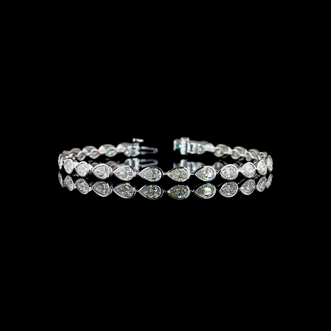 7.01 CTTW Pear Lab Diamond Tennis Bracelet (G-H Color and VS-SI Clarity)