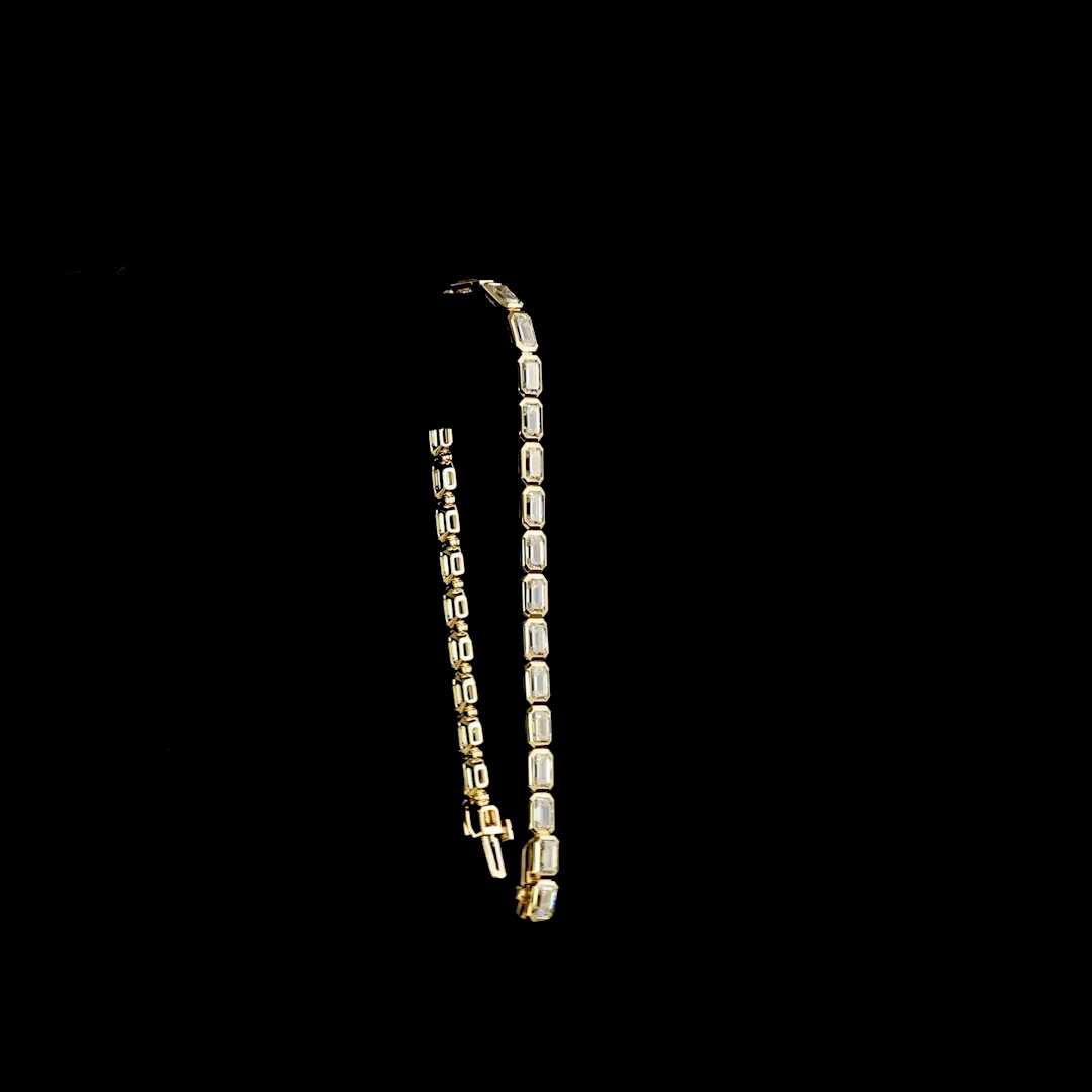 10.22 CTTW Emerald Lab Diamond Tennis Bracelet (F Color and VS1 Clarity)