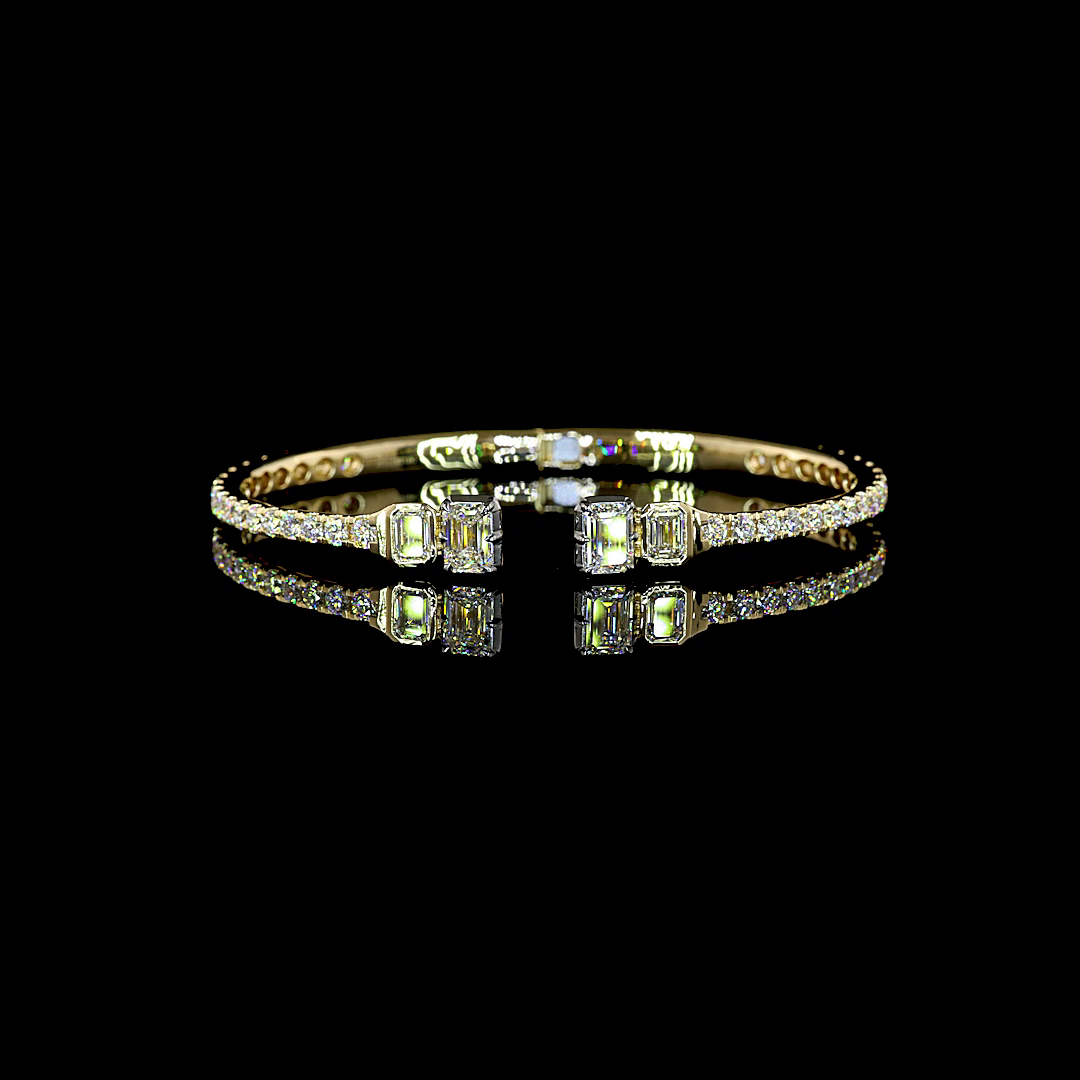 5.68 CTTW Emerald Lab Grown Diamond Bangles Bracelet (E Color and VS1 Clarity)