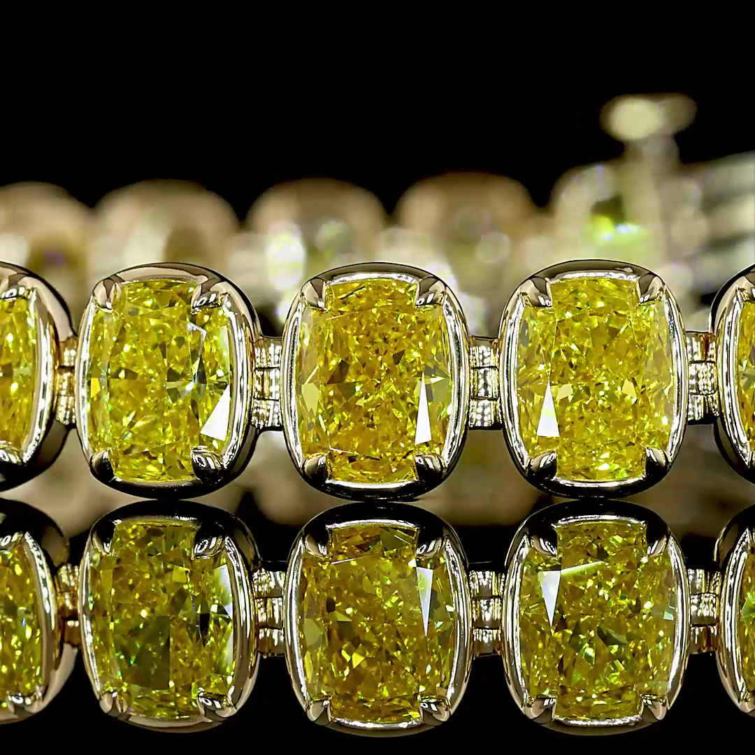 20.59 CTTW Cushion Modified Lab Grown Diamond Tennis Bracelet 7" (FV.YL Color and VS2 Clarity)