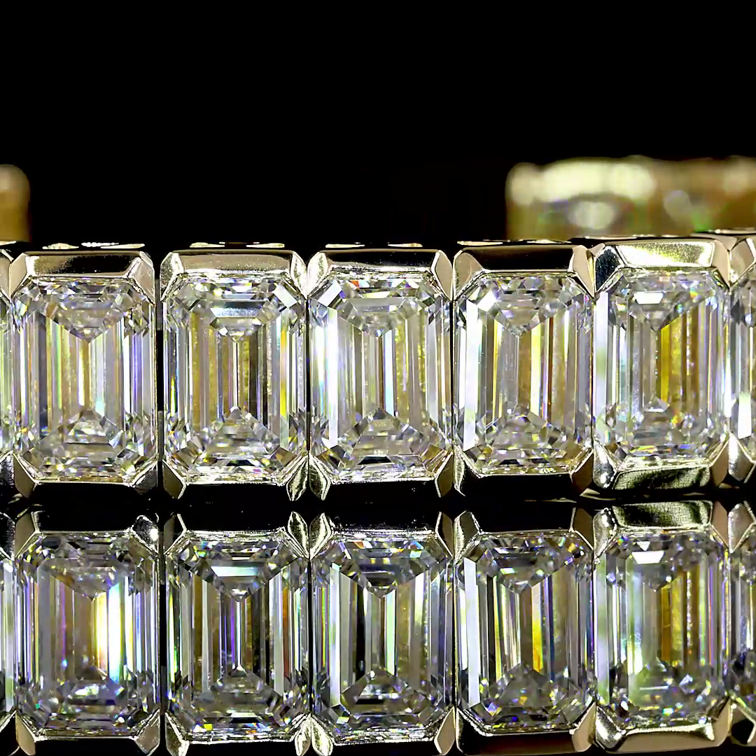 22.25 CTTW Emerald Lab Grown Diamond Bangles Bracelet (E/F Color and VS1 Clarity)