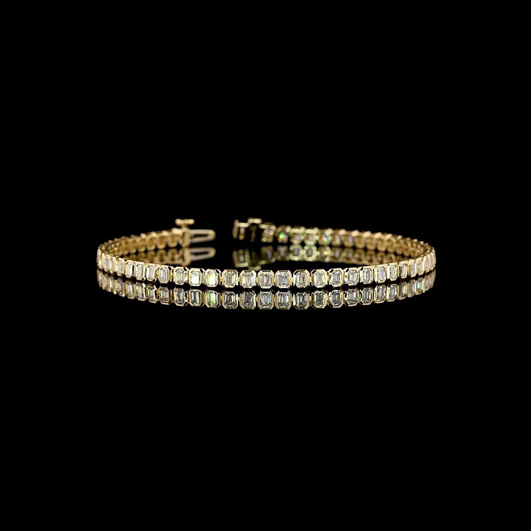 3.23 CTTW Emerald Lab Grown Diamond Tennis Bracelet 7" (E Color and VS1 Clarity)