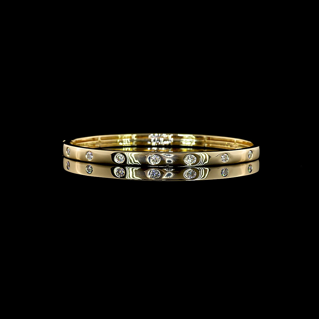 0.70 CTTW Round Lab Grown Diamond Bangles Bracelet (E Color and VS1 Clarity)