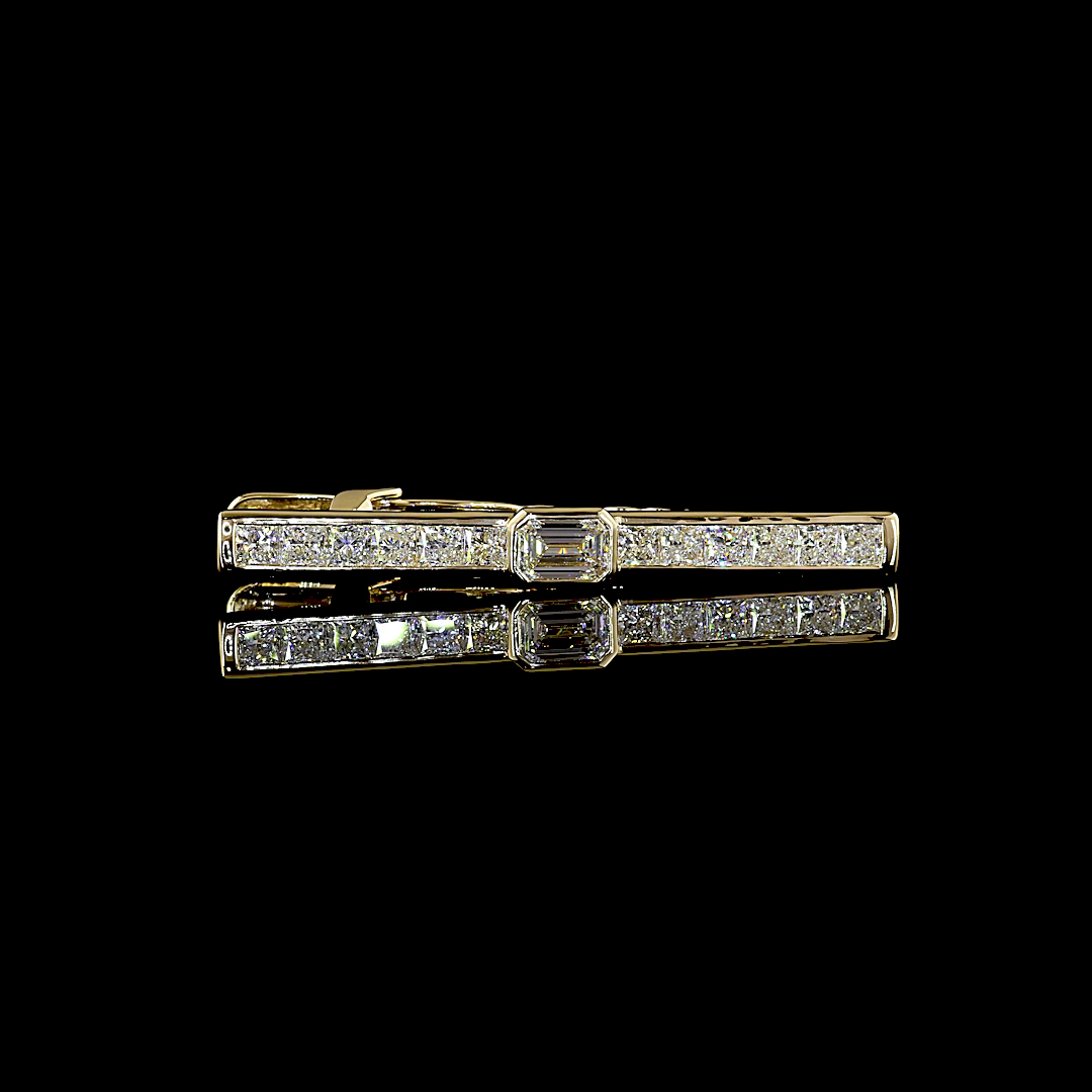 4.56 CTTW Emerald Lab Diamond Special Brooch (D Color and VVS2 Clarity)