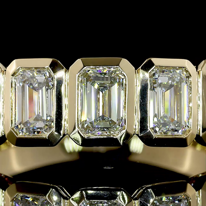 2.11 CTTW Emerald Lab Diamond 7 Stones Eternity Band (F+ Color and VS+ Clarity)