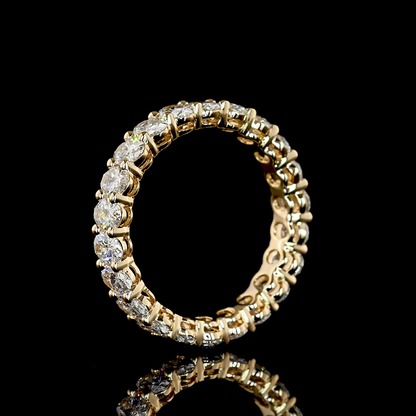 2.33 CTTW Oval Lab Diamond Full Eternity (E Color and VS1 Clarity)